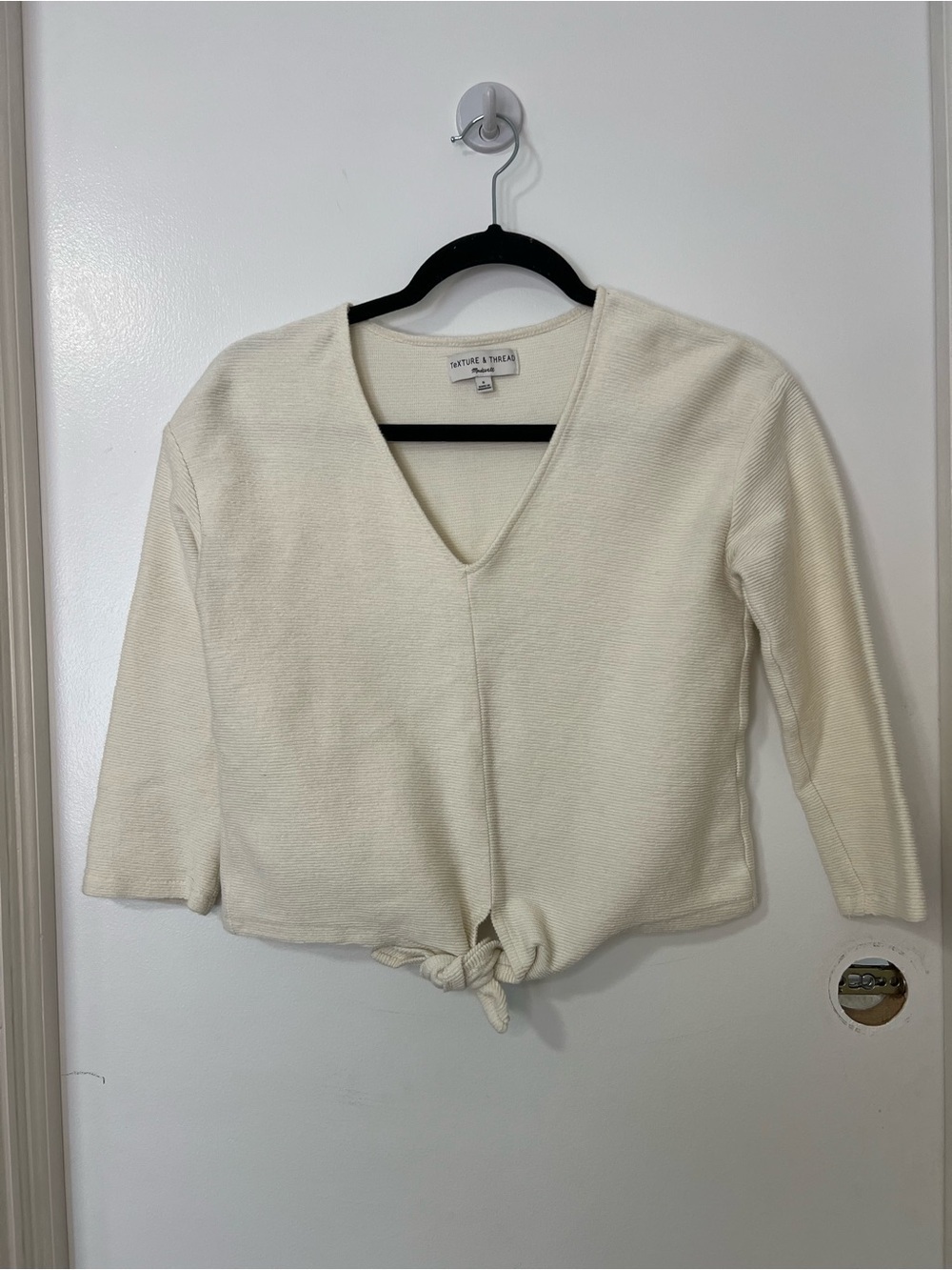 Madewell Textured V-Neck Tie-Front Top in Cream Boho Bohemian Minimalist Resort